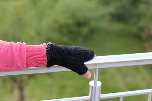 mitenki merino czarne - obrazek 3