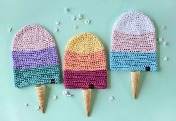 czapka KRAINA LODÓW (śmietanka, róża i smerf) - obrazek 6