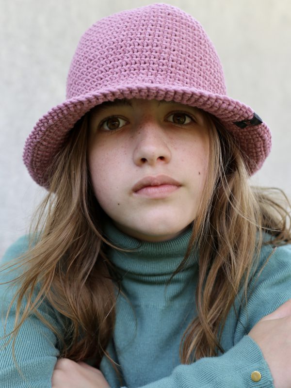 Bucket hat zgaszony róż - obrazek 4