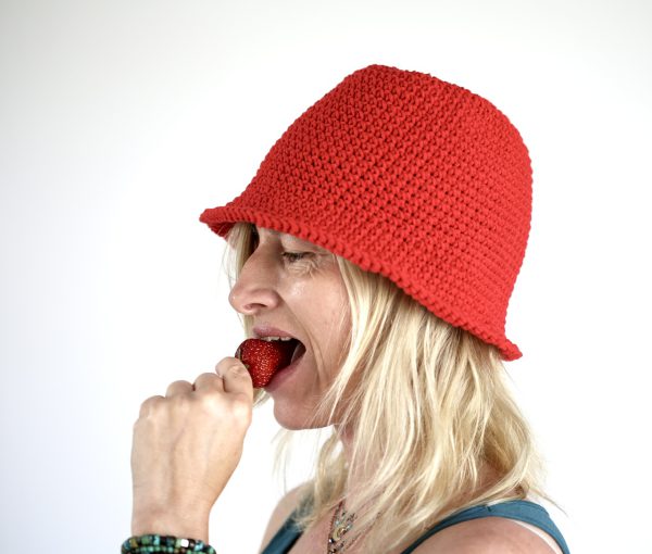 Bucket hat czerwony - obrazek 2