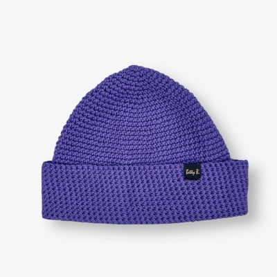 Cienka-czapka-z-welny-merino-chlodny-fiolet