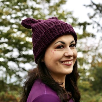 czapka merino z uszami bakłażan