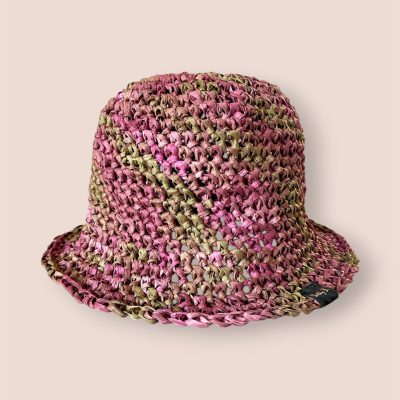 Kapelusz-z-rafii-zgaszony-roz